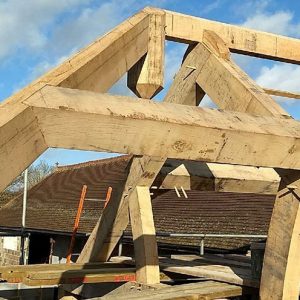 OAK ROOF TRUSSES