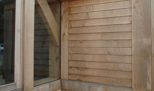 Oak featheredge cladding